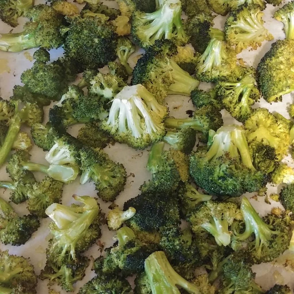 Garlic roasted broccoli
