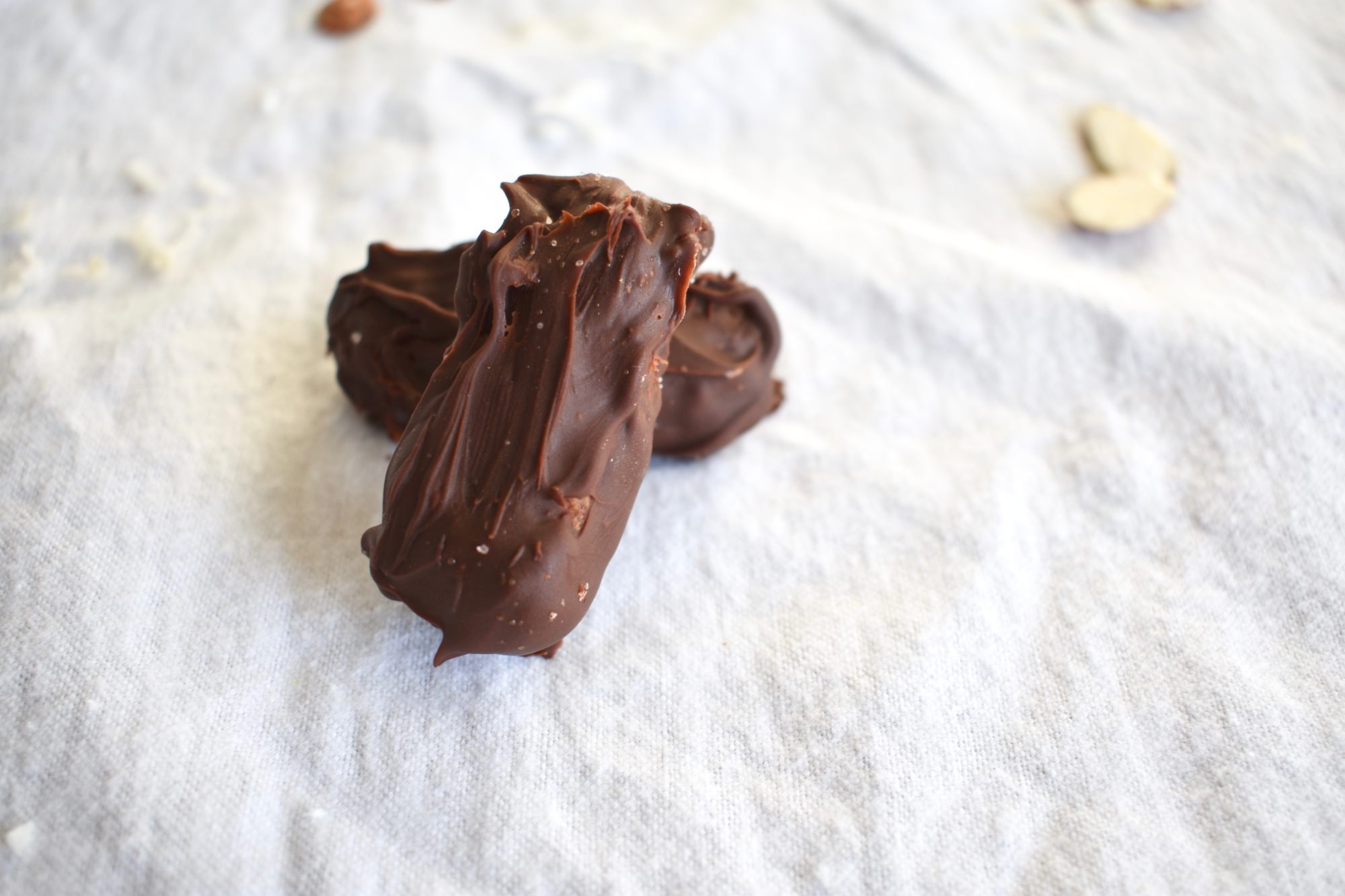 Healthy snickers copycat vegan and nougat free